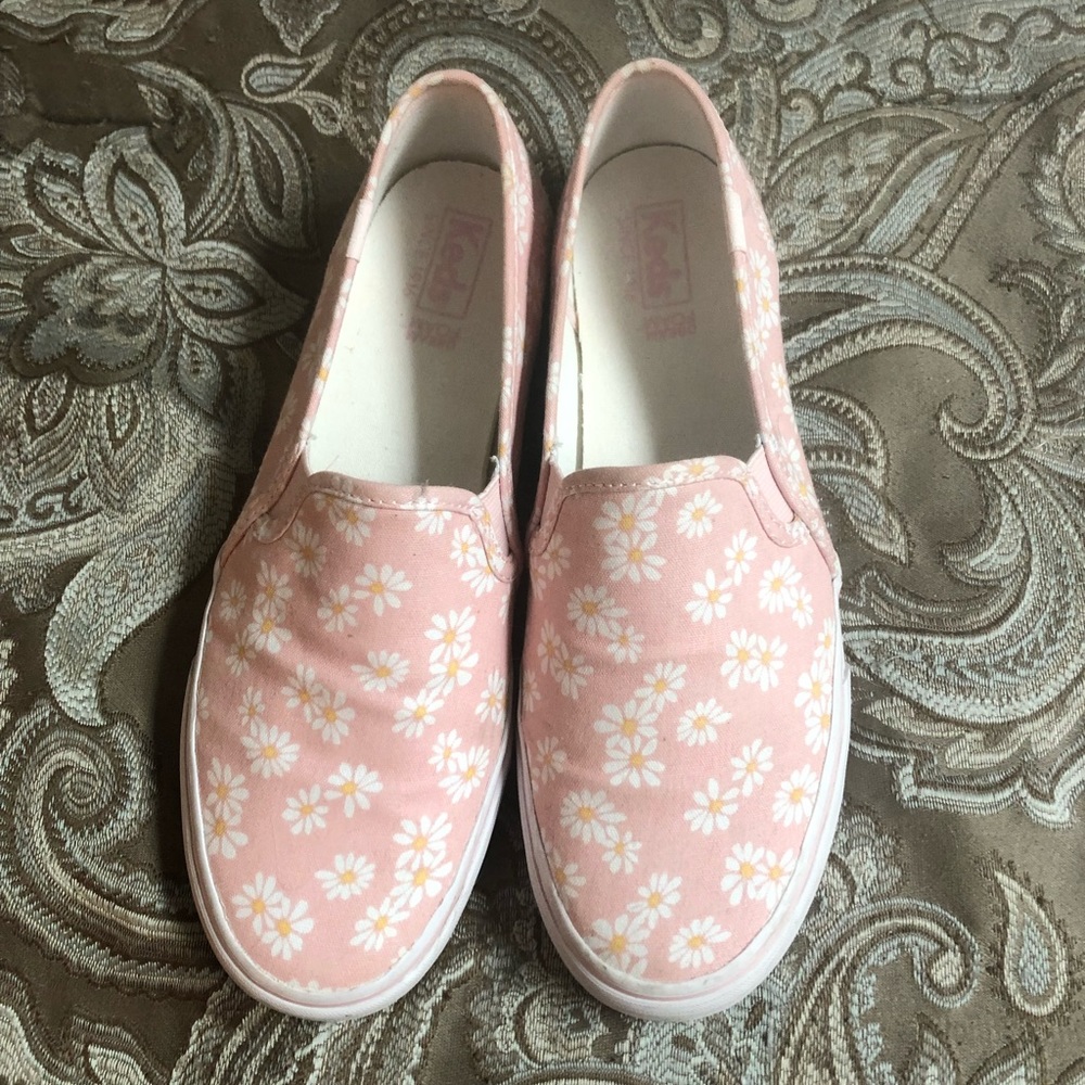 Keds, pink with daisies, slip ons